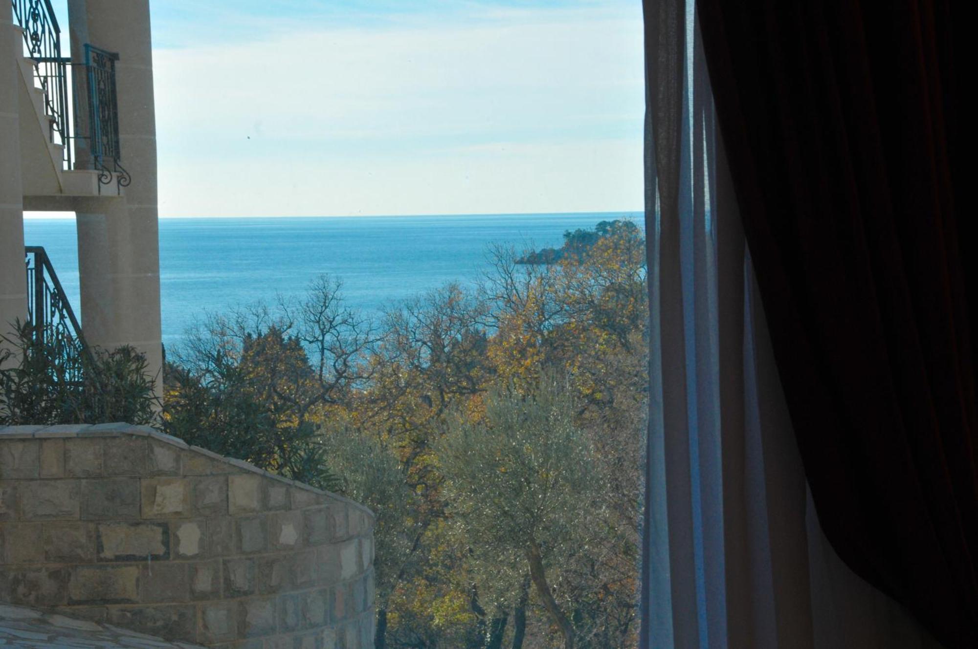 St.George Apartments Petrovac Oda fotoğraf