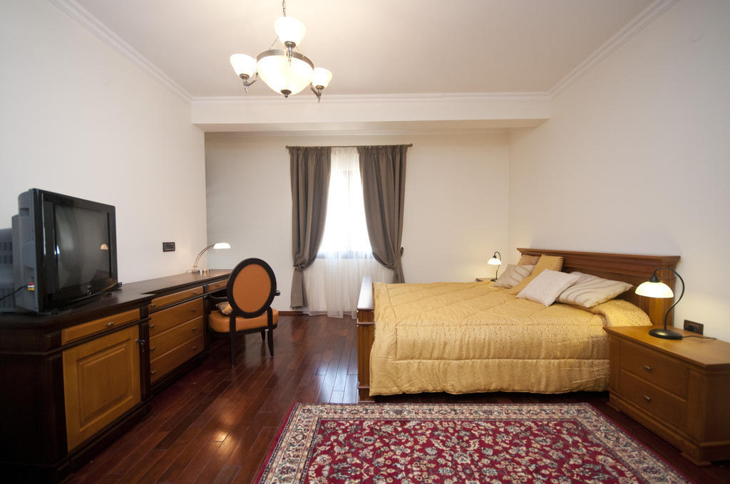 St.George Apartments Petrovac Oda fotoğraf