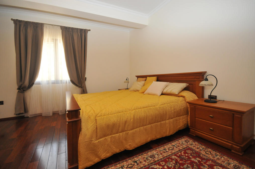 St.George Apartments Petrovac Dış mekan fotoğraf
