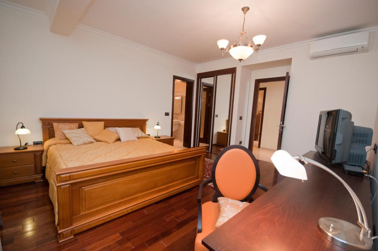 St.George Apartments Petrovac Dış mekan fotoğraf